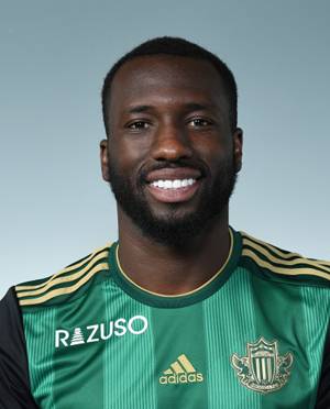 https://img.anzhuodg.com/img/football/player/964e0e8a9be52408e3a74f6fd17a2c28.jpg